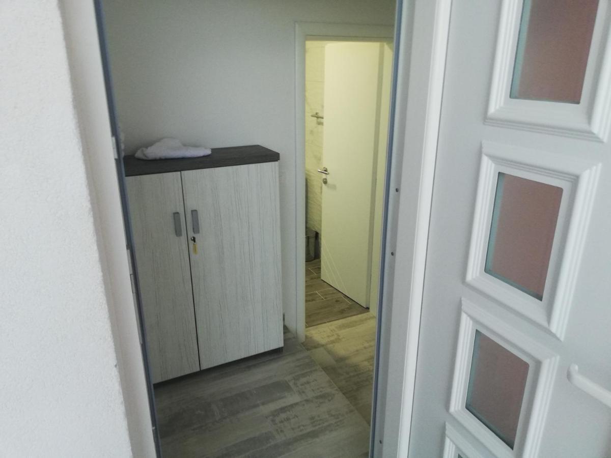 Apartments Villa Ravlic Makarska Exterior photo