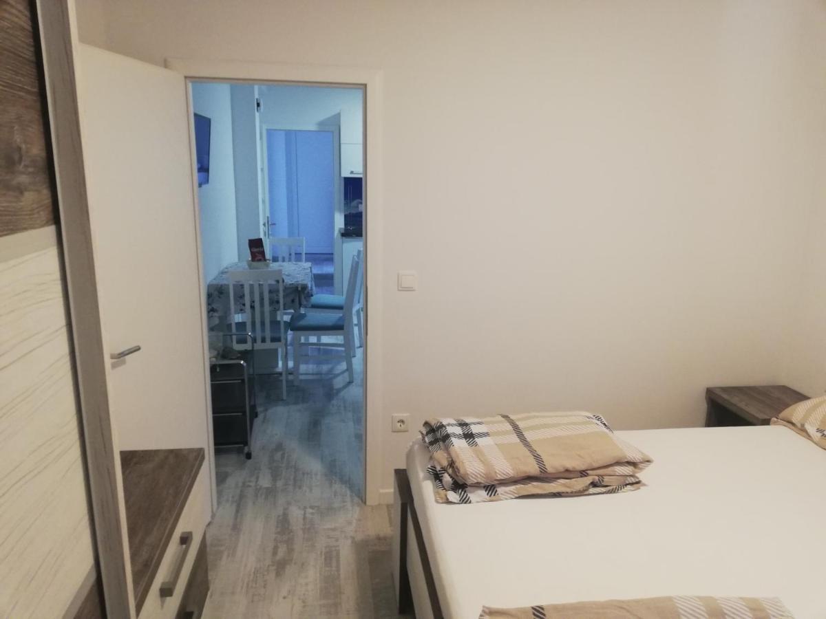Apartments Villa Ravlic Makarska Exterior photo